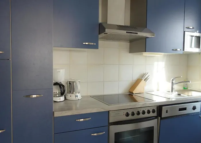 Haushaelfte Luv Und Lee *